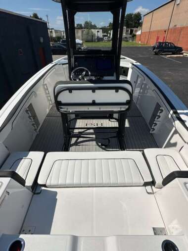 2024 Yamaha Boat 255 FSH Sport E